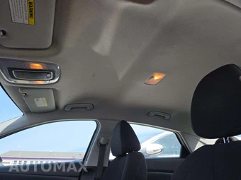 2022 Hyundai Elantra SEL – miniatura 11