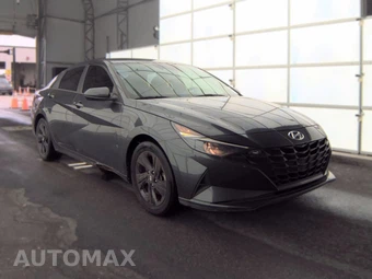 2022 Hyundai Elantra SEL – miniatura 3