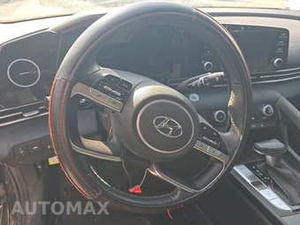 2022 Hyundai Elantra SEL - miniatura 10