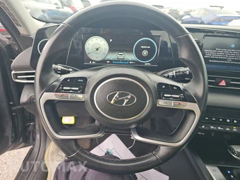 2022 Hyundai Elantra SEL - miniatura 10