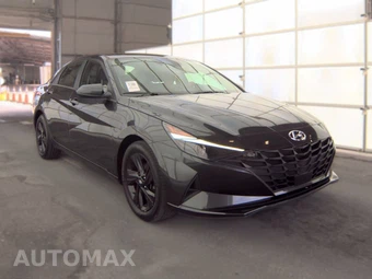 2022 Hyundai Elantra SEL - miniatura 3