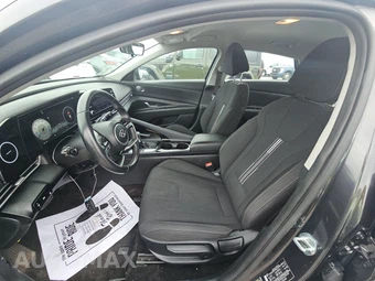 2022 Hyundai Elantra SEL - miniatura 7