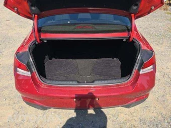 2022 Hyundai Elantra SEL - miniatura 14