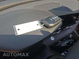 2022 Hyundai Elantra SEL - miniatura 8