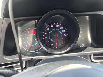 2022 Hyundai Elantra SEL - miniatura 9