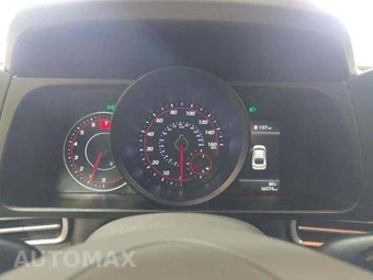 2022 Hyundai Elantra SEL - miniatura 10