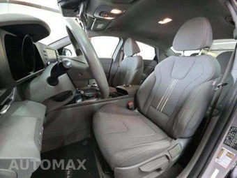 2022 Hyundai Elantra SEL - miniatura 7