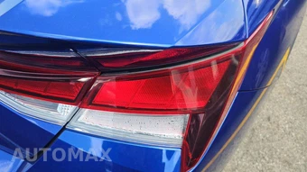 2022 Hyundai Elantra SEL - miniatura 31