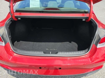 2022 Hyundai Elantra SEL - miniatura 14