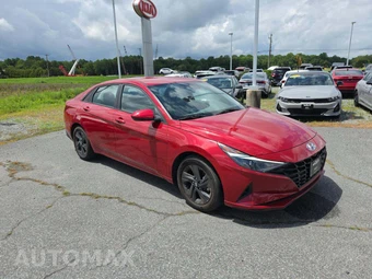 2022 Hyundai Elantra SEL - miniatura 4