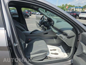 2022 Hyundai Elantra SEL - miniatura 18