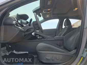 2022 Hyundai Elantra SEL - miniatura 6