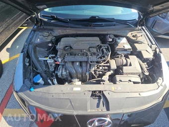 2022 Hyundai Elantra SEL - miniatura 15