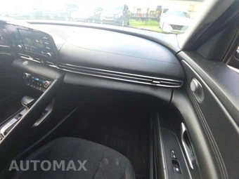 2022 Hyundai Elantra SEL - miniatura 19