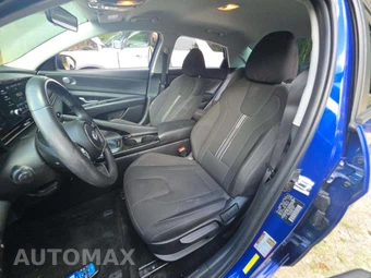 2022 Hyundai Elantra SEL - miniatura 6