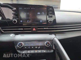 2022 Hyundai Elantra SEL - miniatura 10