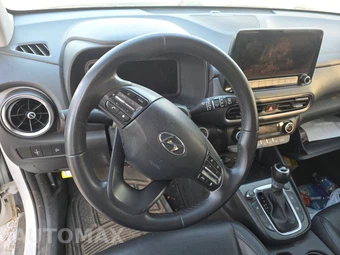 2022 Hyundai Kona Limited - miniatura 10