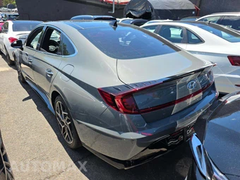 2022 Hyundai Sonata N Line - miniatura 2