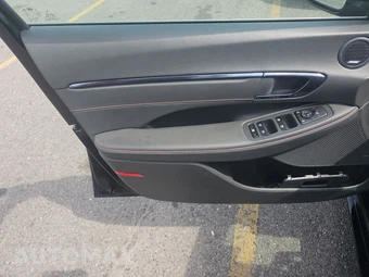 2022 Hyundai Sonata N Line - miniatura 9