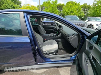 2022 Hyundai Sonata SE - miniatura 18
