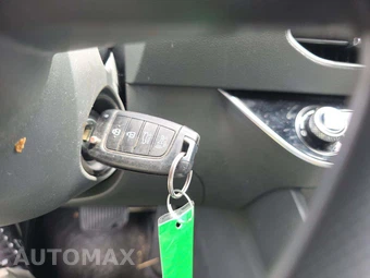2022 Hyundai Sonata SE - miniatura 8