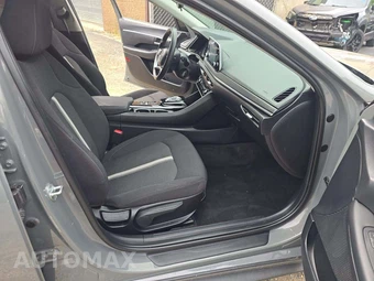 2022 Hyundai Sonata SE - miniatura 18