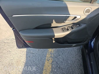 2022 Hyundai Sonata SEL Plus - miniatura 9
