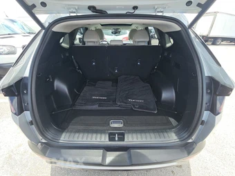 2022 Hyundai Tucson Limited - miniatura 16