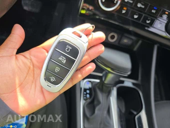 2022 Hyundai Tucson SEL – miniatura 8