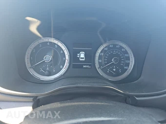 2022 Hyundai Venue Limited – miniatura 12