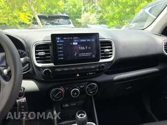 2022 Hyundai Venue SE - miniatura 10