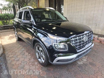 2022 Hyundai Venue SEL – miniatura 4