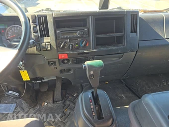 2022 Isuzu FTR Base Low Tilt – miniatura 11