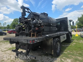 2022 Isuzu FTR Base Low Tilt – miniatura 4