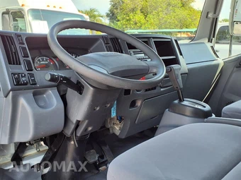 2022 Isuzu NPR HD Base Low Tilt - miniatura 9
