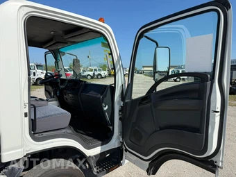 2022 Isuzu NPR HD Base Low Tilt - miniatura 14