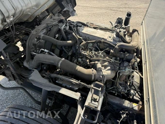 2022 Isuzu NPR HD Base Low Tilt - miniatura 21