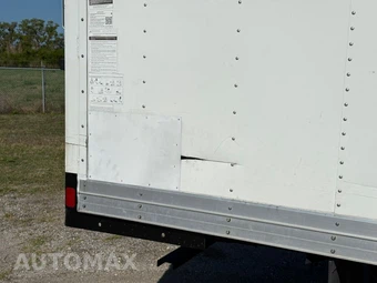 2022 Isuzu NPR HD Base Low Tilt - miniatura 8
