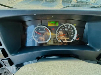 2022 Isuzu NPR - miniatura 19