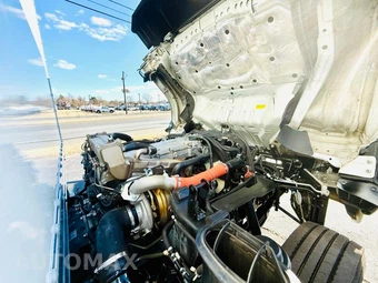 2022 Isuzu NPR - miniatura 24