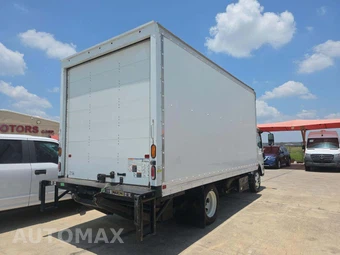 2022 Isuzu NPR XD Base Low Tilt – miniatura 3