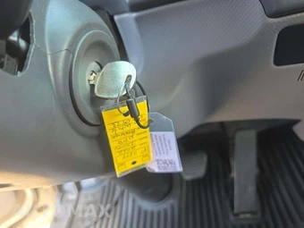 2022 Isuzu NPR XD Base Low Tilt – miniatura 8
