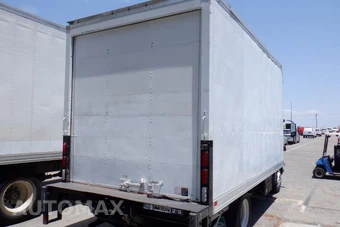 2022 Isuzu NPR XD Base Low Tilt – miniatura 3