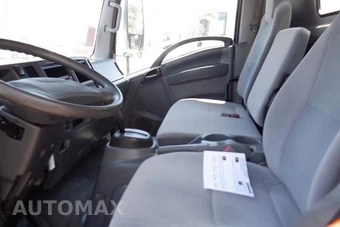 2022 Isuzu NPR XD Base Low Tilt – miniatura 5