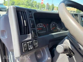 2022 Isuzu NRR Base Low Cab Crew - miniatura 35