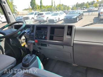 2022 Isuzu NRR Base Low Tilt – miniatura 11