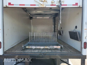 2022 Isuzu NRR Base Low Tilt – miniatura 15