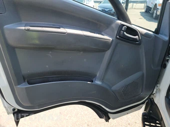 2022 Isuzu NRR Base Low Tilt – miniatura 9