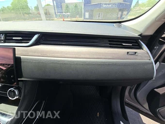 2022 Jaguar F-PACE S – miniatura 19