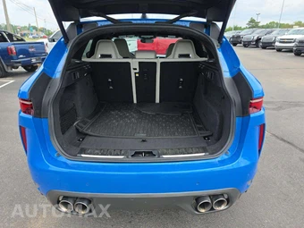 2022 Jaguar F-PACE SVR – miniatura 14